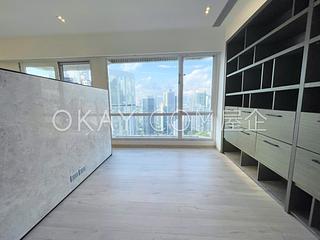 Mid Levels East - Bowen Place 03