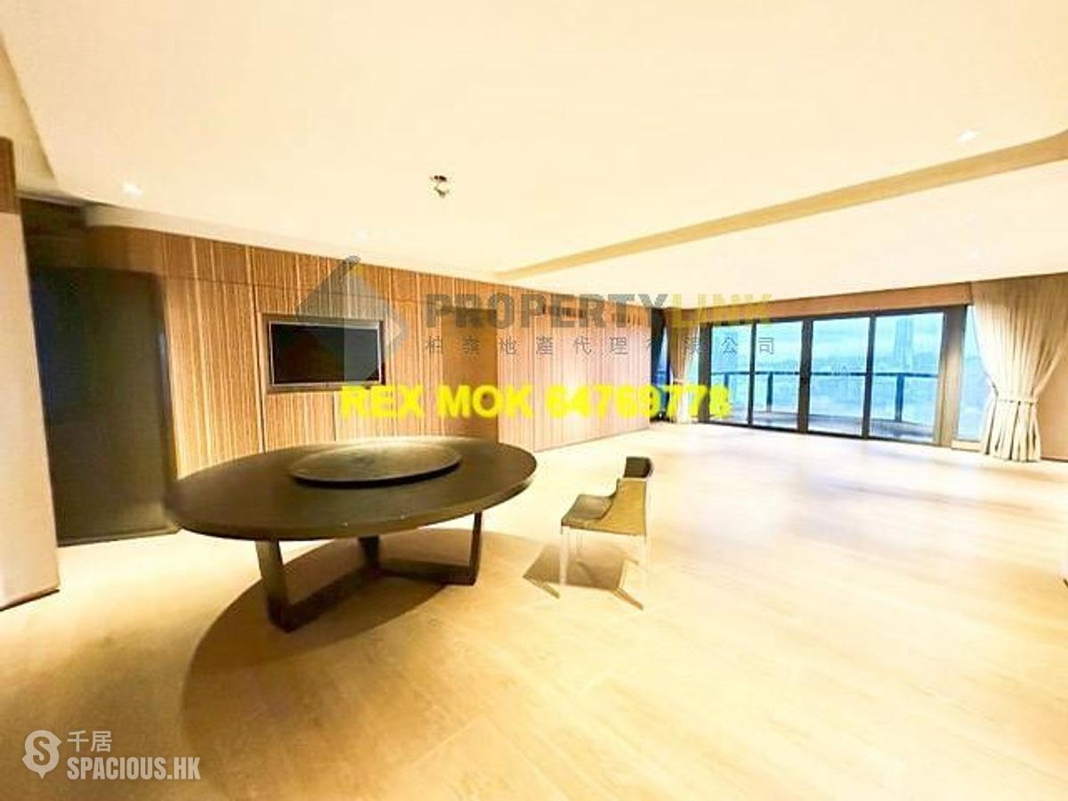 Mid Levels Central - Estoril Court 01