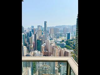 Wan Chai - The Avenue 02