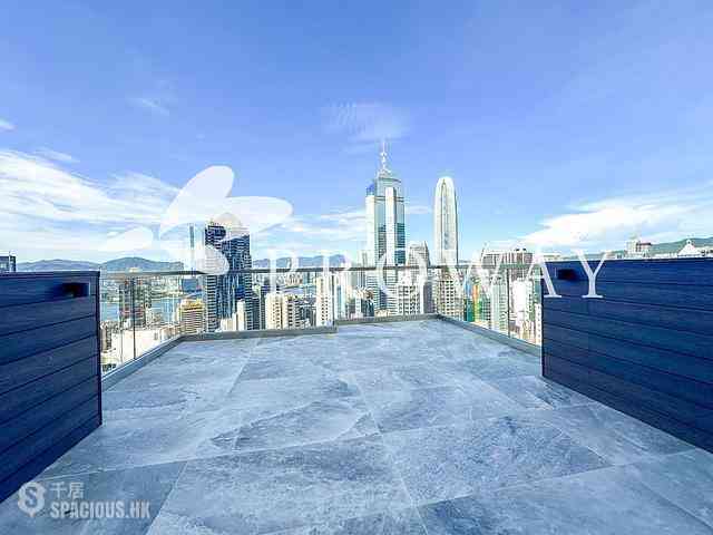 Soho - Albron Court 01