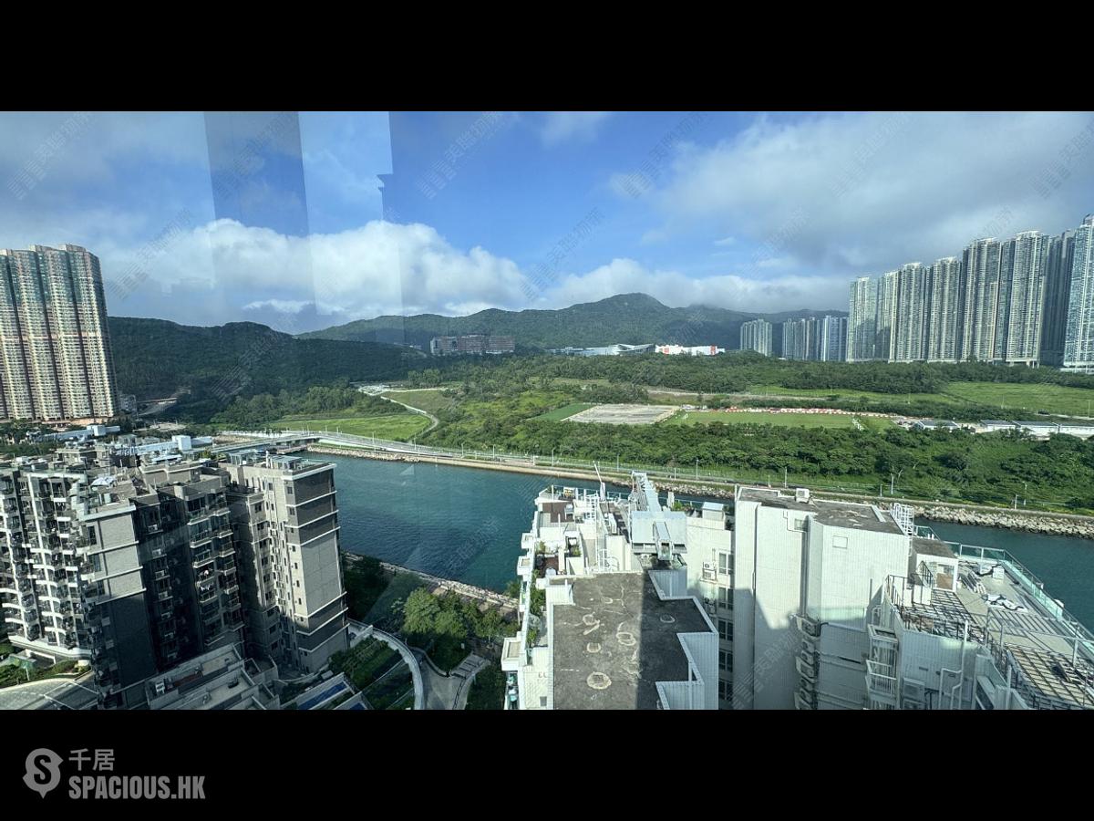 Tseung Kwan O - Monterey 01