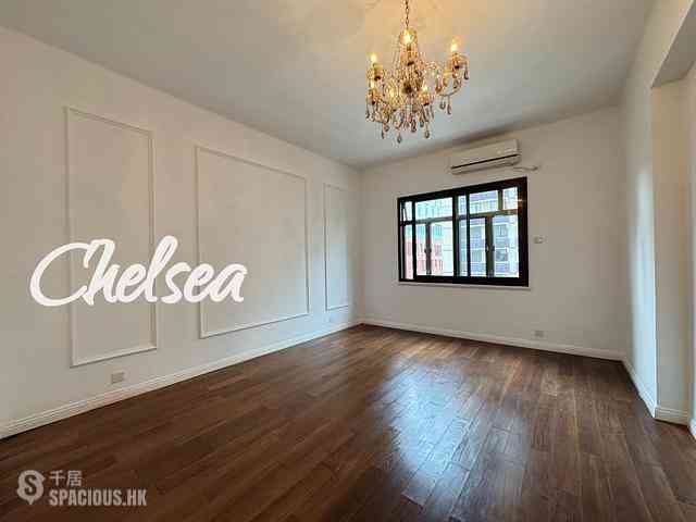 Mid Levels Central - Donnell Court 03