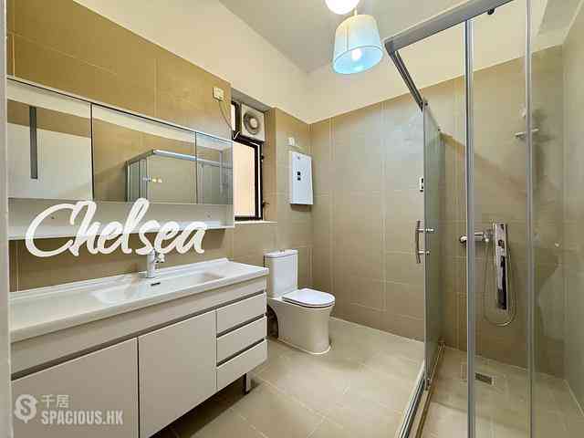 Mid Levels Central - Donnell Court 04