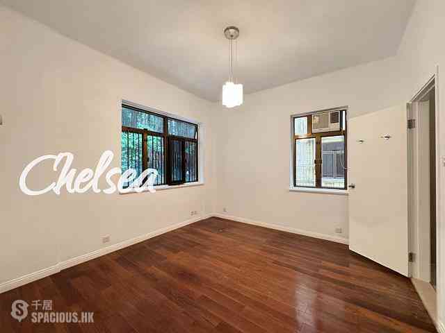 Mid Levels Central - Donnell Court 09