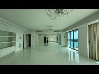 Cyberport - Residence Bel-Air Phase 2 South Tower Block 6 02