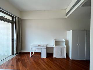 Wan Chai - The Avenue Phase 2 Block 3 09