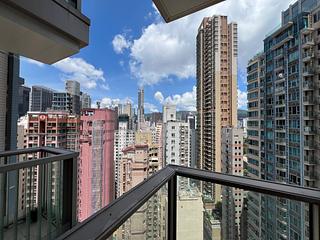Wan Chai - The Avenue Phase 2 Block 3 11