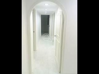Mid Levels Central - 6B-6E, Bowen Road 04