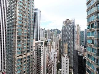 Wan Chai - The Avenue Phase 2 08