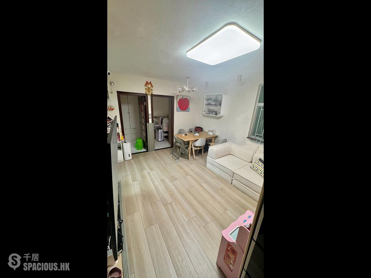 Kowloon Bay - Telford Gardens 01
