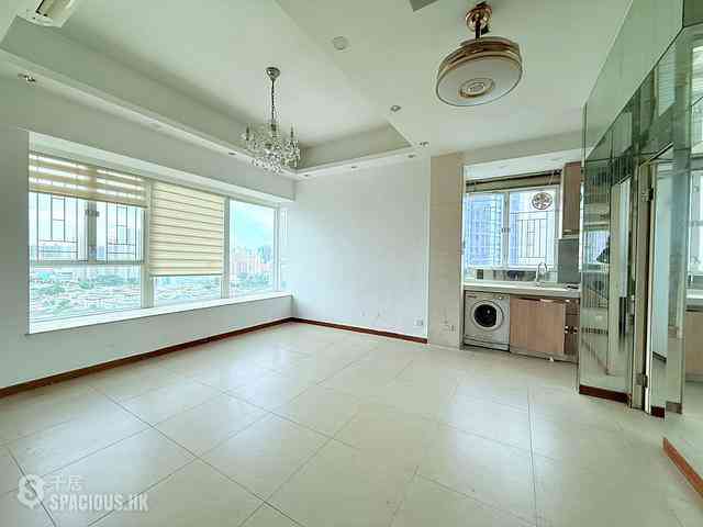 Yuen Long - The Brand 07
