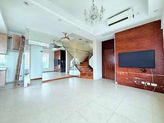 Yuen Long - The Brand 08