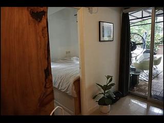 Sai Ying Pun - Hang Yue Building 05