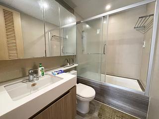 Tung Chung - The Visionary Tower 2 05
