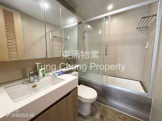 Tung Chung - The Visionary Tower 2 05