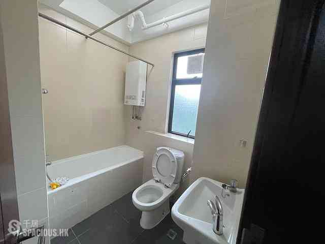 Repulse Bay - Grand Garden Block 1 08