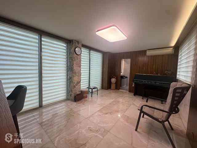Tung Chung - Tung Chung Crescent Phase 2 Block 9 11