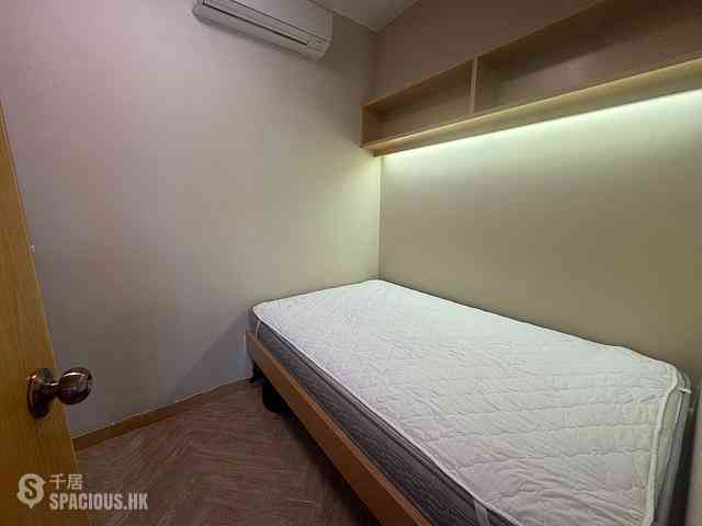 Tung Chung - Tung Chung Crescent Phase 2 Block 9 12