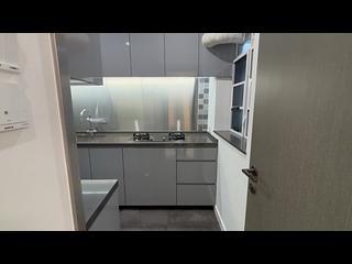 Mid Levels Central - Hillsborough Court Block 2 03