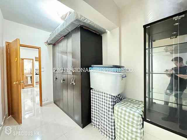 Poho - 152-154, Hollywood Road 04