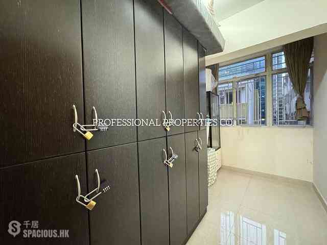 Poho - 152-154, Hollywood Road 06