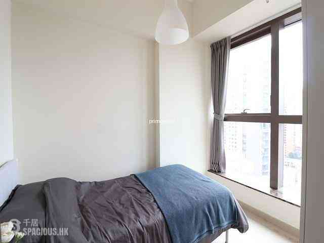 Mid Levels Central - 10, Mosque Street 03