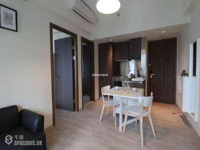 Mid Levels Central - 10, Mosque Street 05
