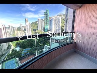 Mid Levels Central - Dynasty Court 04