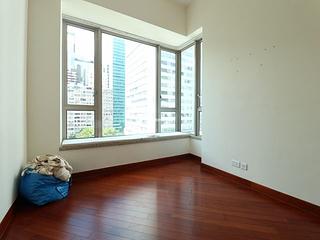 Wan Chai - The Avenue Phase 2 05