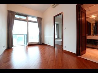 Wan Chai - The Avenue Phase 2 02