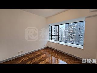 Mid Levels Central - 62B, Robinson Road 06