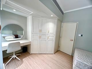 Wan Chai - Convention Plaza Apartments 05