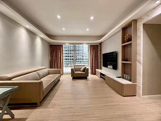 Wan Chai - Convention Plaza Apartments 14