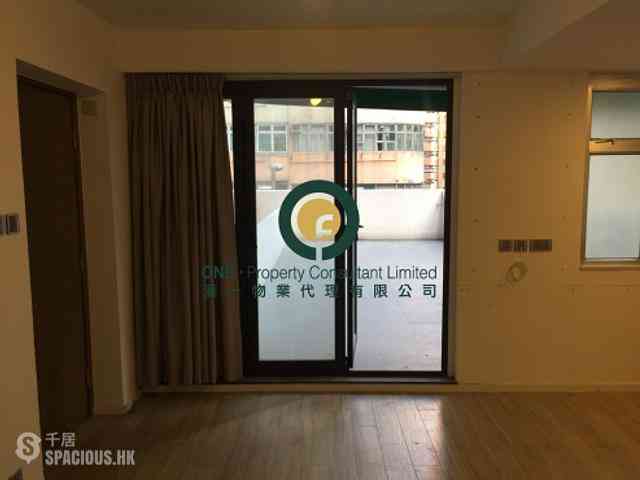 Kennedy Town - Kam Ho Court 03