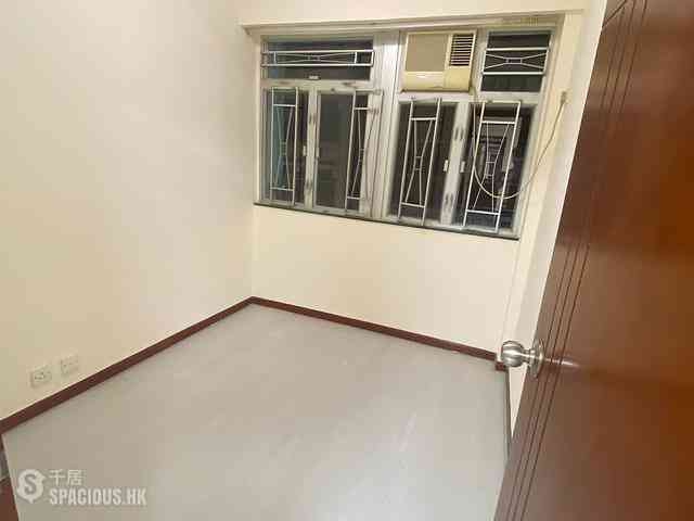 Causeway Bay - Wing Wah Building 04