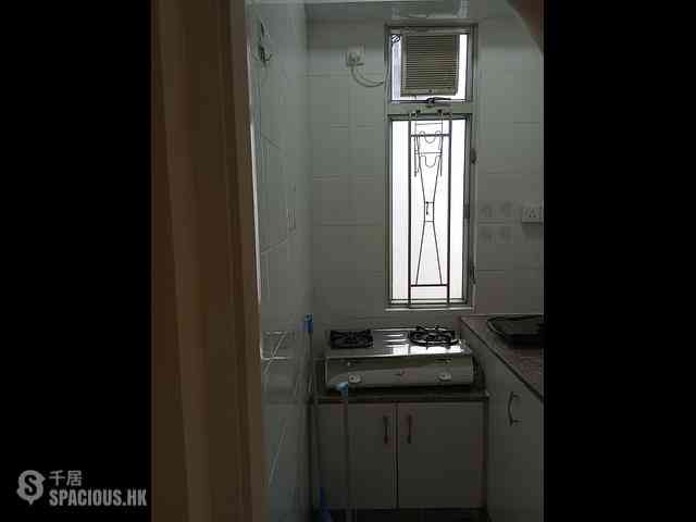 Wan Chai - Vincent Mansion High Block 04