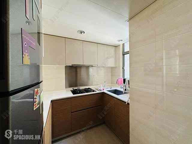 Tai Po - The Golden Gate Block 1 03