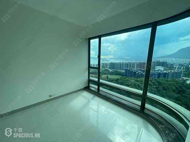 Tai Po Kau - Deerhill Bay Deerhill Tower Block 2 05