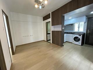 Kennedy Town - New Fortune House 06
