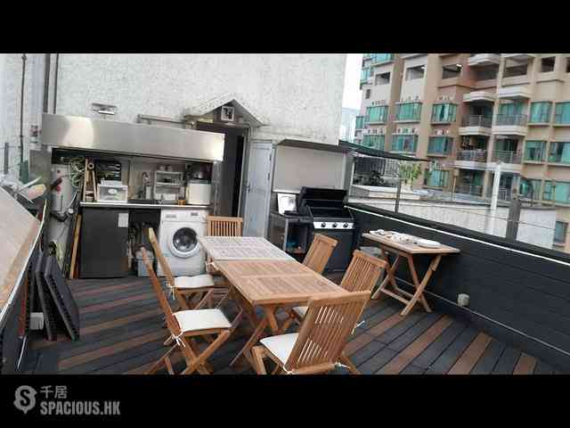 Wan Chai - Silvervale Mansion 03