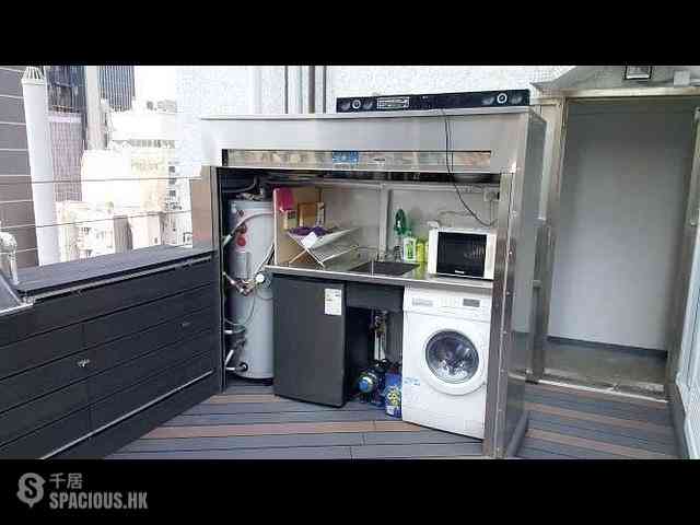 Wan Chai - Silvervale Mansion 04