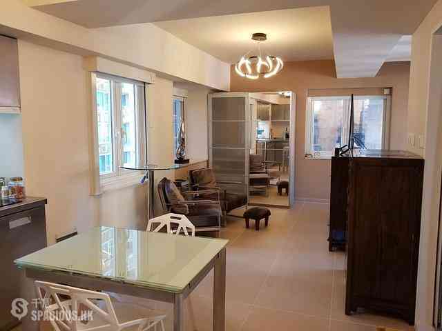 Wan Chai - Silvervale Mansion 05