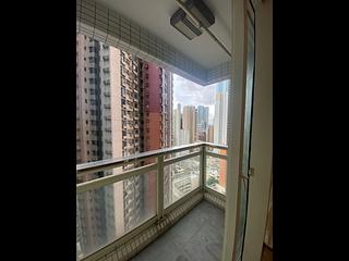 Soho - Centrestage 07