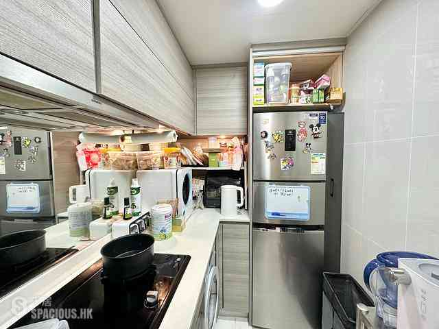 Tung Chung - The Visionary Tower 10 07