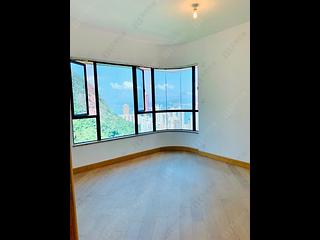 Mid Levels Central - Hillsborough Court 05