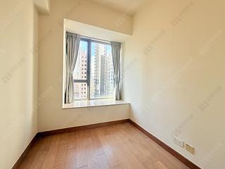 Sai Ying Pun - Island Crest 09
