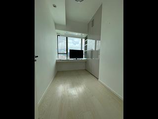 Yau Ma Tei - Parc Palais Block 1 08