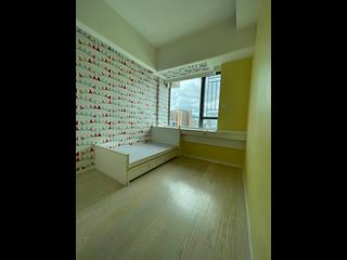 Yau Ma Tei - Parc Palais Block 1 09