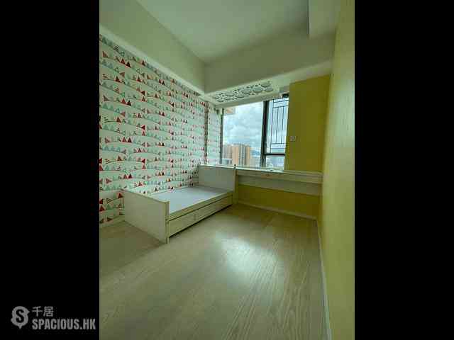 Yau Ma Tei - Parc Palais Block 1 09