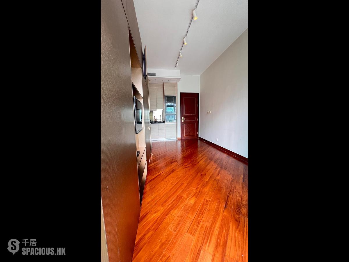 Wan Chai - The Avenue Phase 2 Block 3 01